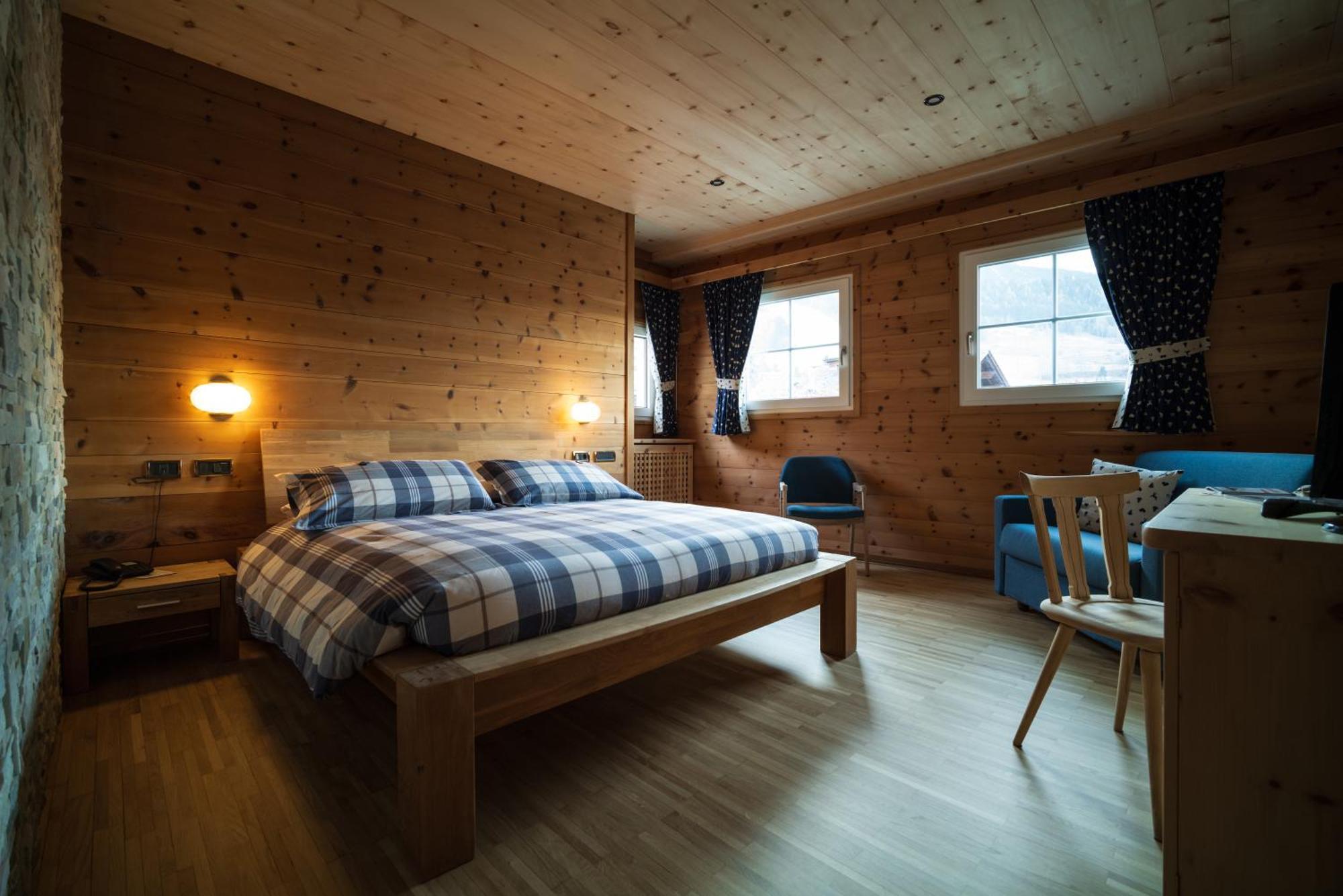 Meuble Garni Della Contea Hotell Bormio Eksteriør bilde