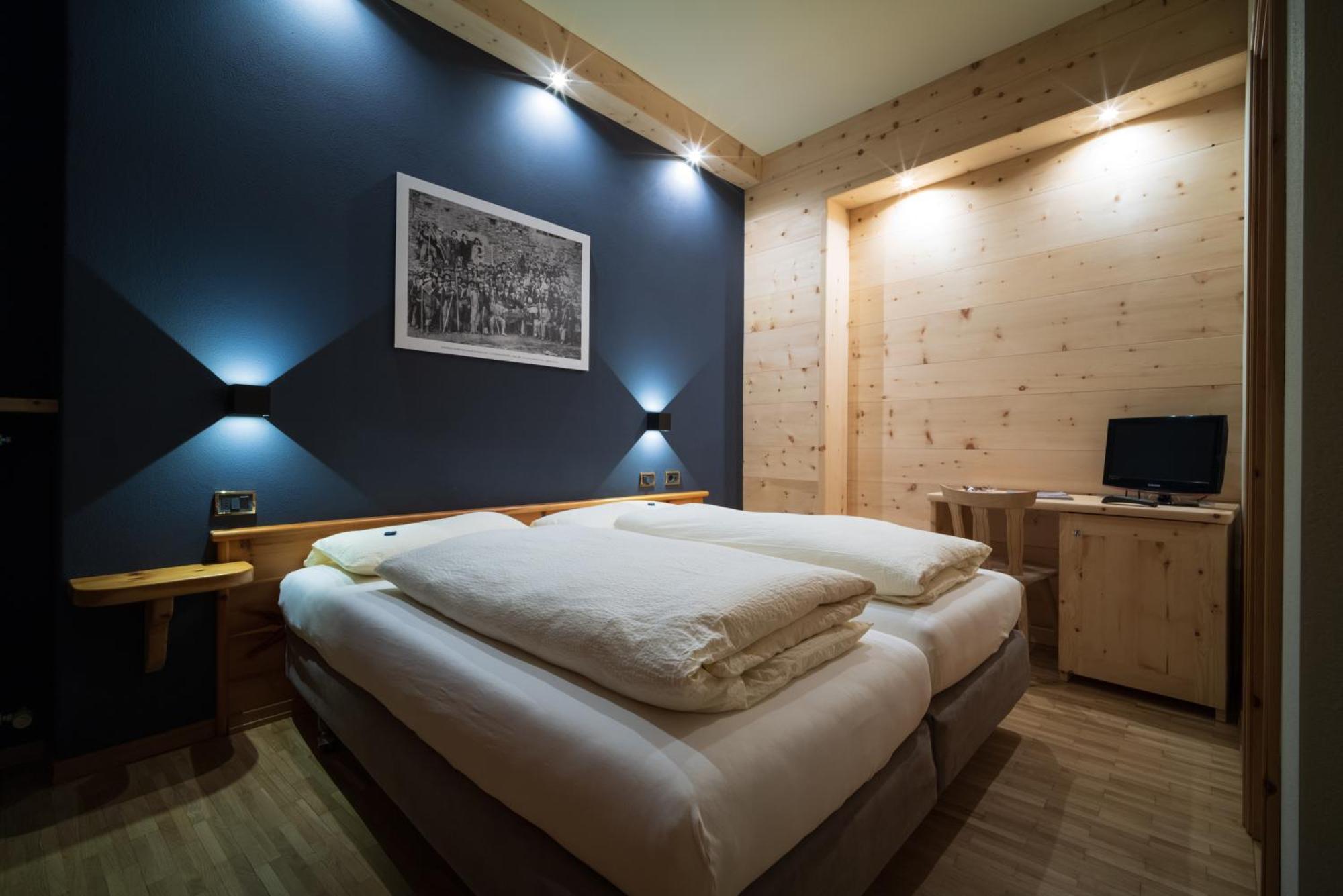 Meuble Garni Della Contea Hotell Bormio Eksteriør bilde